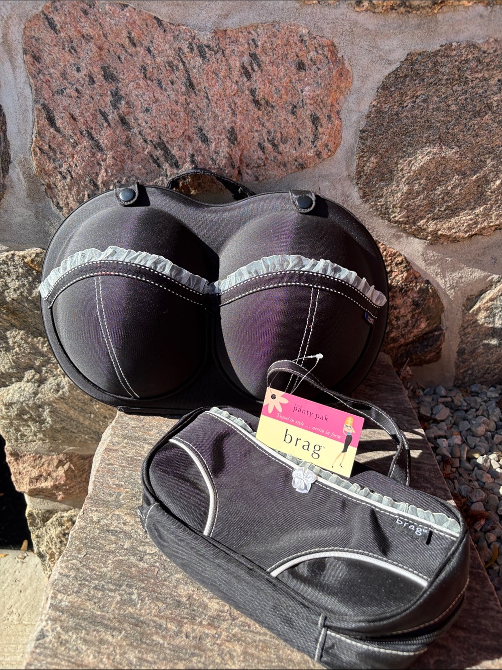 Brag Black Padded Bra Travel Case with Matching Pouch